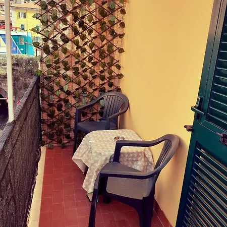 La Maison Des Caprices_ _stazione_5terre לה ספציה